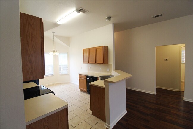 Building Photo - 17839 Bullis Gap Dr