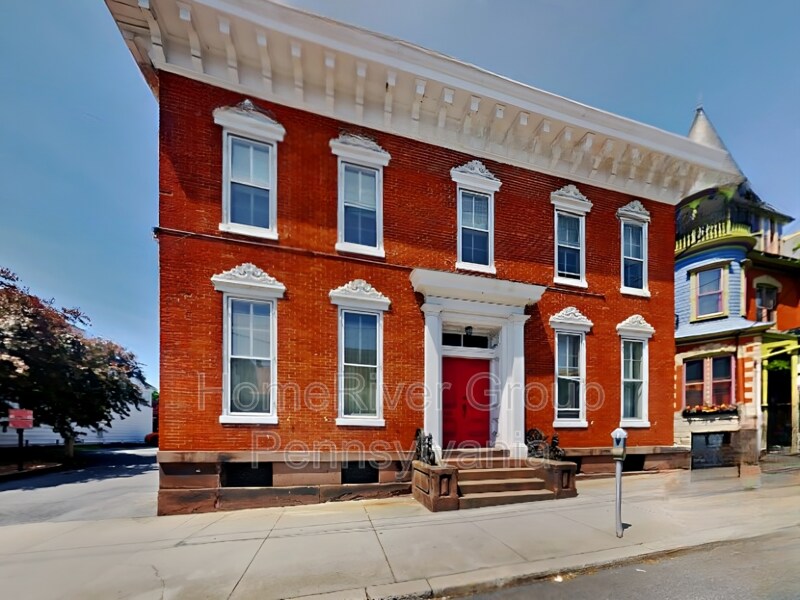 118 S Hanover St, Carlisle, PA 17013 House Rental in Carlisle, PA