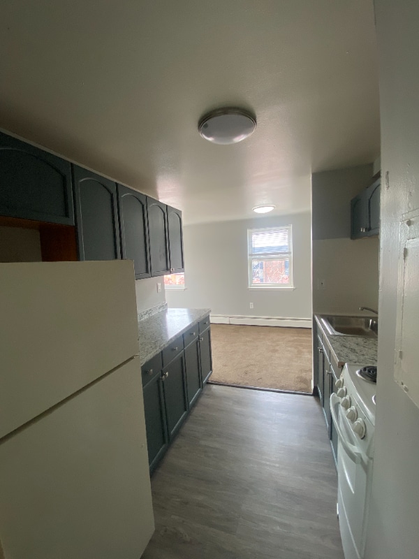 Building Photo - 30 Gillett St