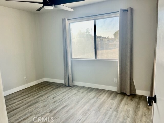 Foto del edificio - 834 W 17th St