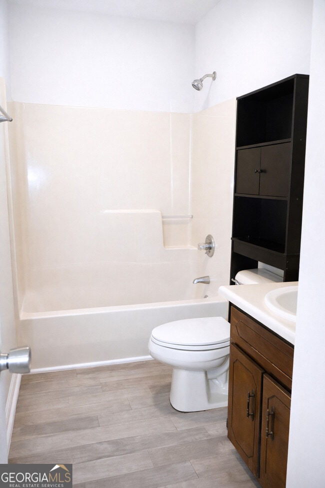 Foto del edificio - 1841 N Ridge Dr