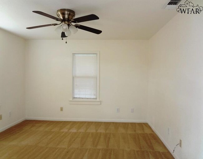 Foto del edificio - 2113 Taylor St