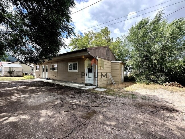 Building Photo - 205.5 Anaconda Street, Unit #2