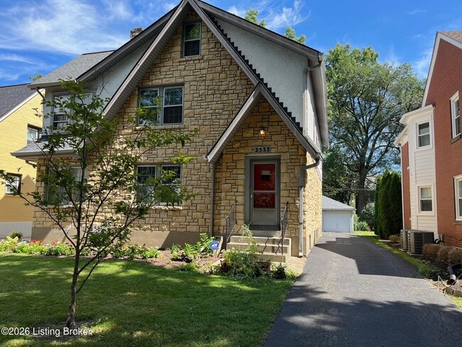 Building Photo - 2533 Broadmeade Rd
