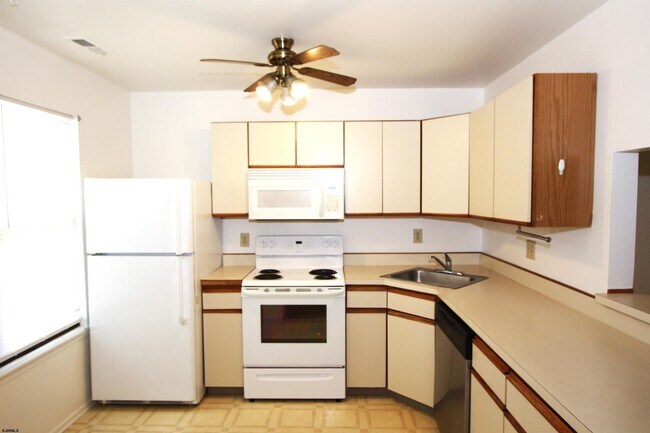 Foto del edificio - 2616 Canyon Ct