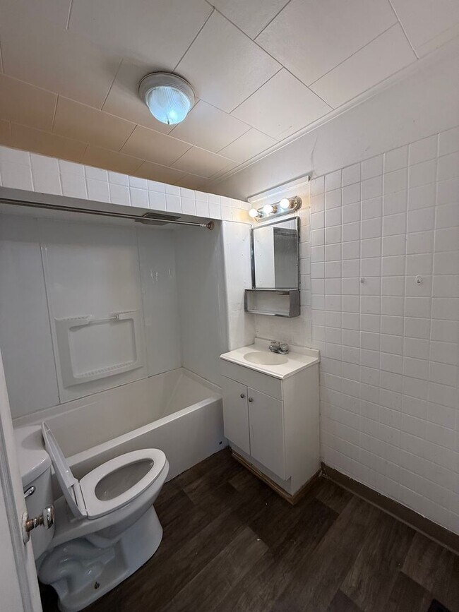 Foto del edificio - 724 3rd St