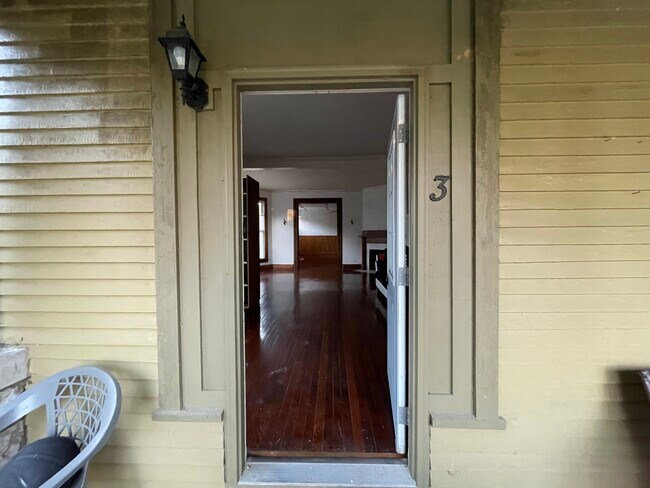 Foto del edificio - 1006 State St