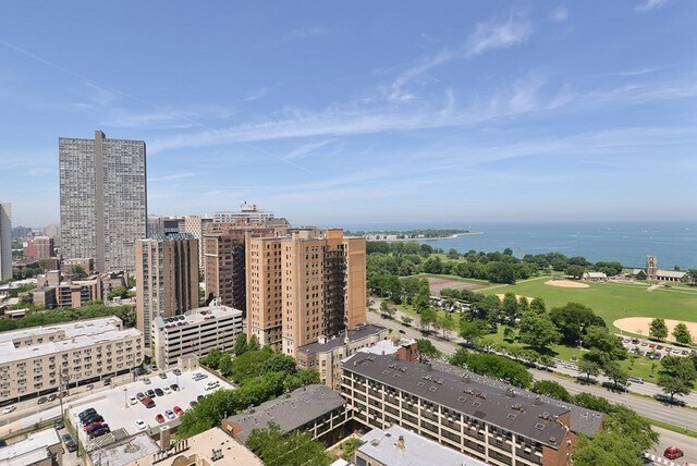 Primary Photo - 3660 N Lake Shore Dr