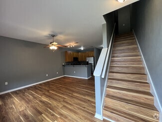 Building Photo - 641 Gap Creek Dr