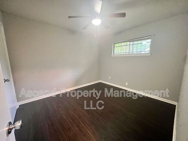 Foto del edificio - 1118 Wheeler Ave