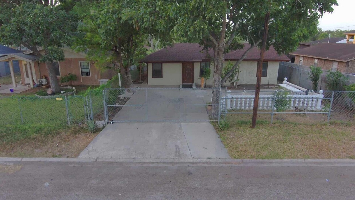 2009 E 24th St, Weslaco, TX 78596 House Rental in Weslaco, TX