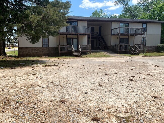 Foto del edificio - 1600 Rucker Blvd
