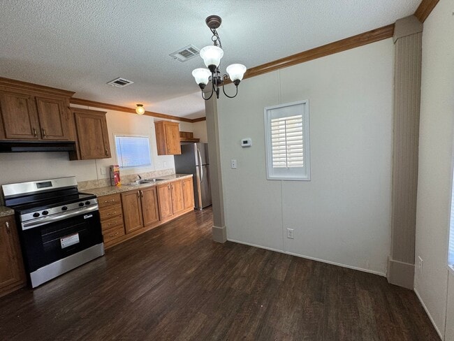 Foto del edificio - Remodeled 2 Bedroom, 2 Bathroom home in live Oak