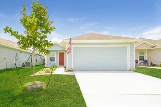 Building Photo - 617 Dashwood Dr