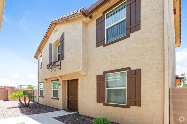 Building Photo - 495 N Ranger Trail