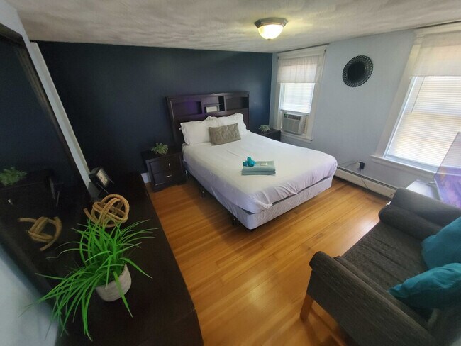 Foto del edificio - 55 Mapleton St