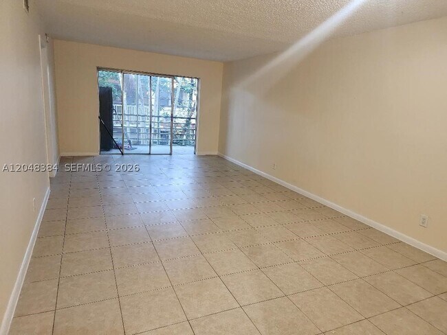Foto del edificio - 1700 NW 58th Terrace