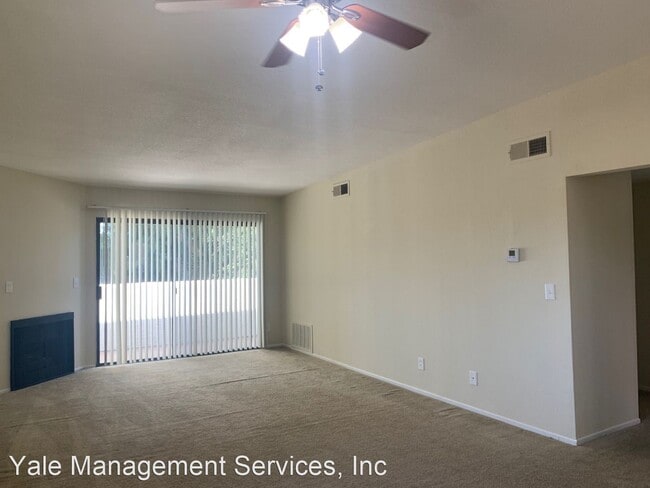 Building Photo - 5637 Hazeltine Ave