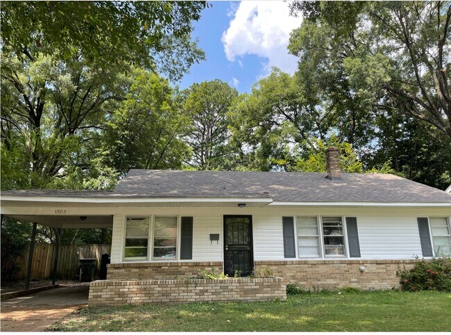 Foto del edificio - 1503 Hopewell Road