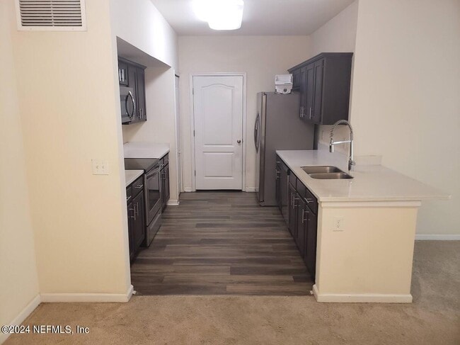 Building Photo - 4958 Key Lime Dr