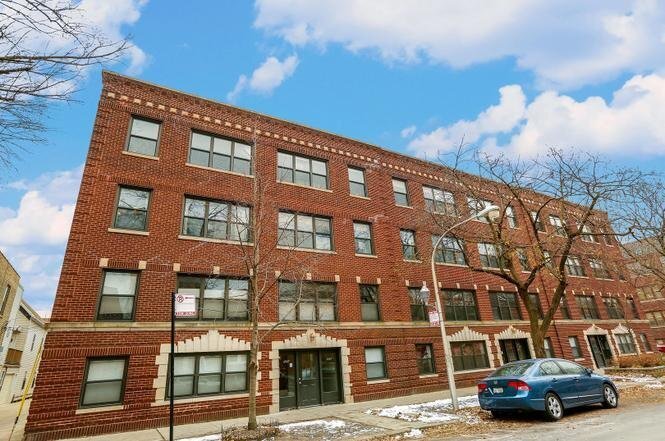 Primary Photo - 1247 W Roscoe St