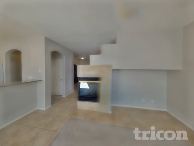 Building Photo - 2907 Extravagant Ave