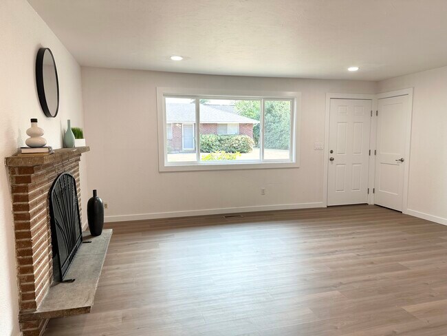 Foto del edificio - 5222 108th Street Ct SW