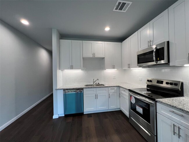 Building Photo - 4917 Paradigm Ln