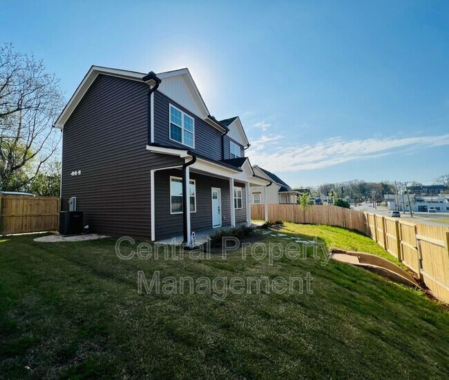 Foto del edificio - 1510 Buncombe Rd