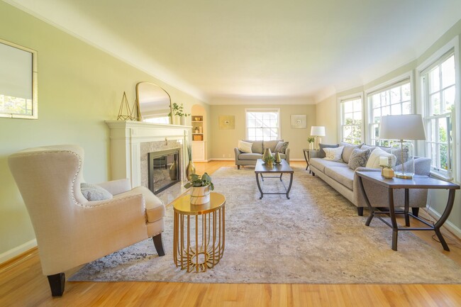 Foto del edificio - Enchanting Portland Heights 5BD House: You...