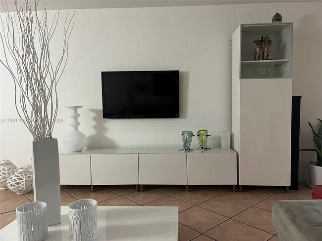 Foto del edificio - 9702 Costa Del Sol Blvd