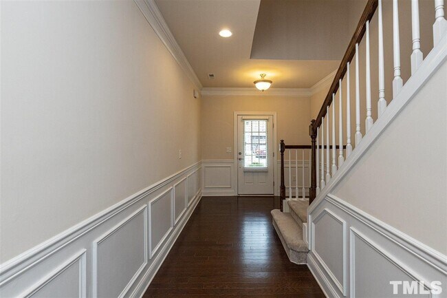 Building Photo - 409 Daylin Dr