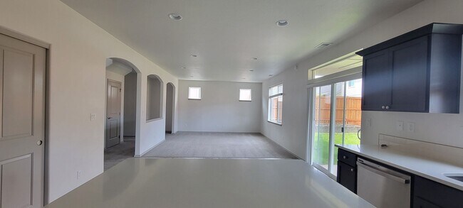 Foto del edificio - North Albany upgraded single family house