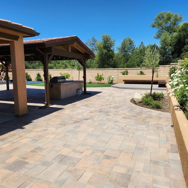Building Photo - 2545 Blackbird Glen