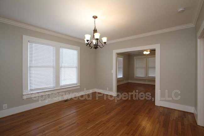 Building Photo - 235 S Hampton Dr