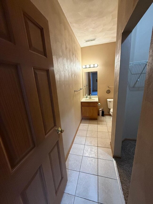 Foto del edificio - 10302 Metalmark Ln