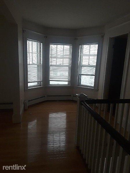 Primary Photo - 2 br, 1 bath Apartment - 12 Holly Street
