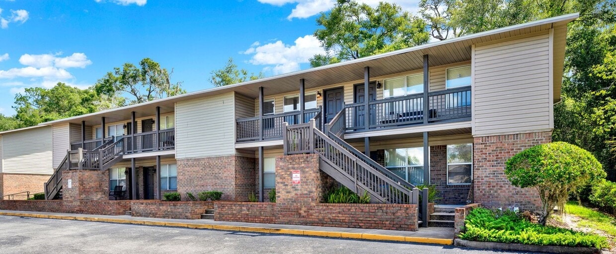 Foto principal - ***CUTE 1 BED 1 BATH APARTMENT***