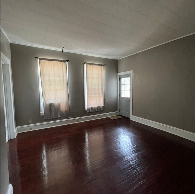 Foto del edificio - 505 E Chestnut St