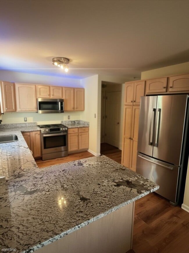 Building Photo - Single-Family Home For Rent in Whitmore Lake