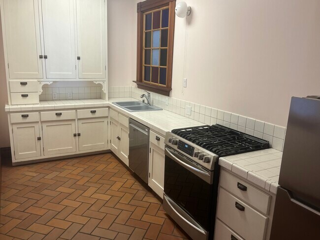 Foto del edificio - 519 Clayton St