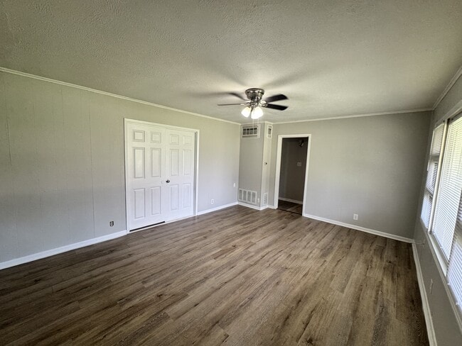 Building Photo - 1506 Arkansas St