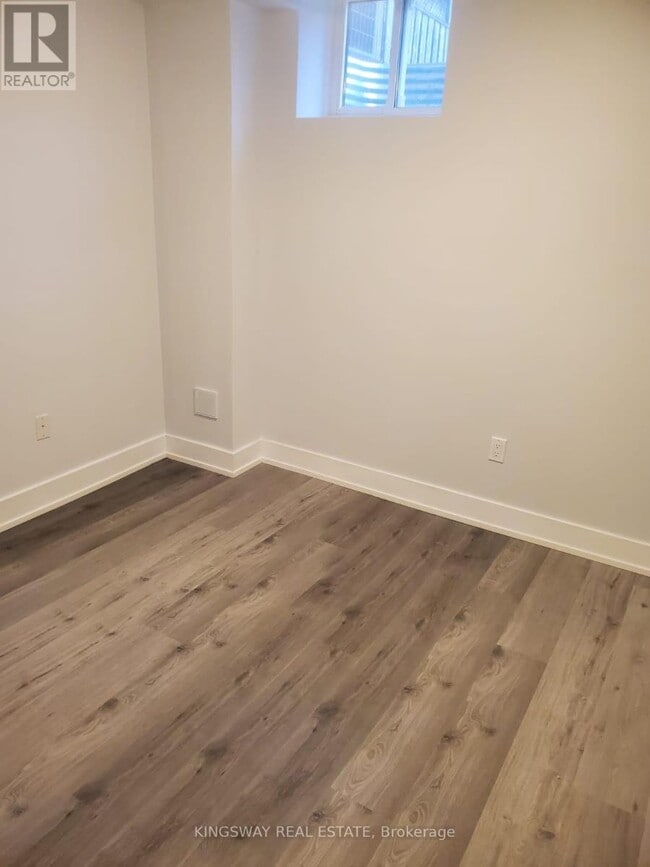 Building Photo - 23 Catchfly Crescent