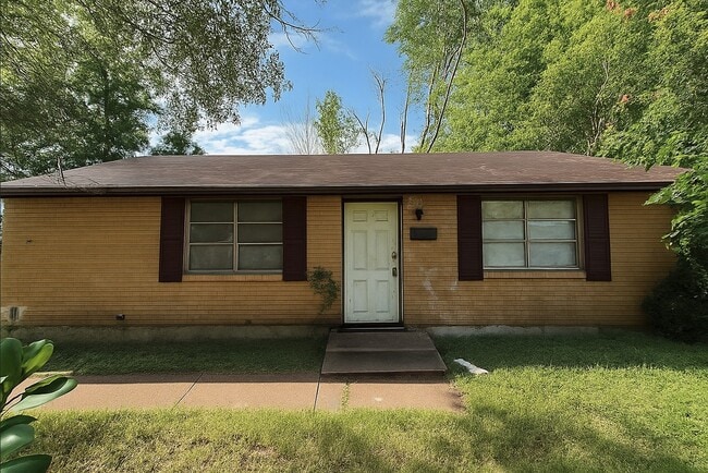 Building Photo - 2413 Gathings Dr