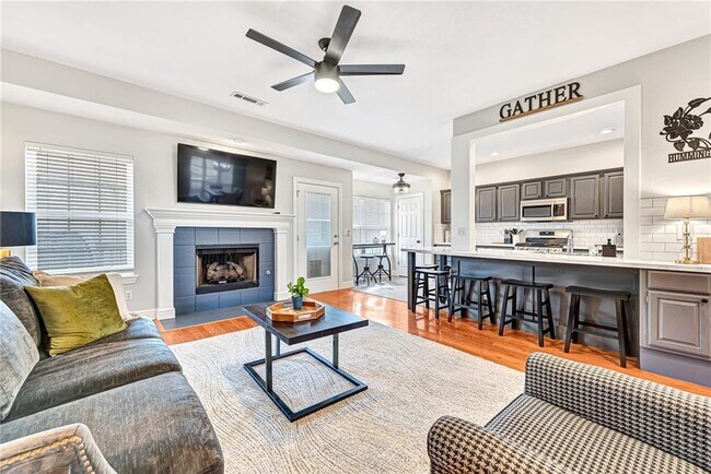 Foto del edificio - 701 SW Maidstone Ave