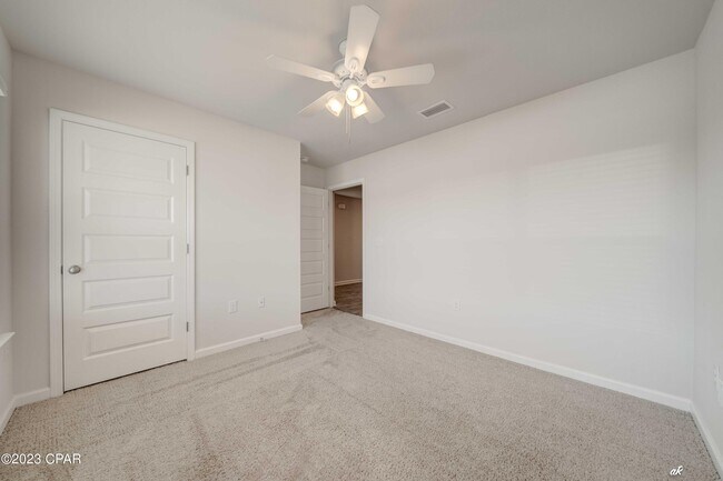 Foto del edificio - 4004 Brighton Blvd.