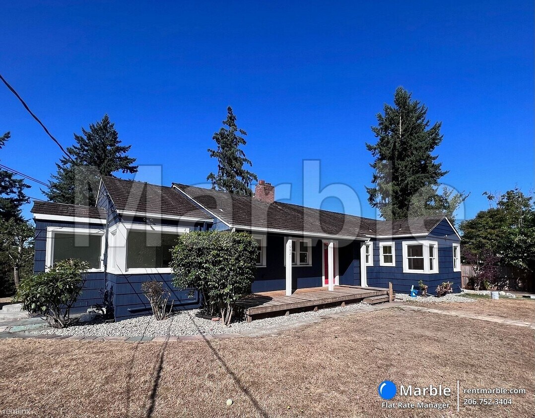 Foto principal - 4 br, 2 bath House - 16021 21st Ave SW
