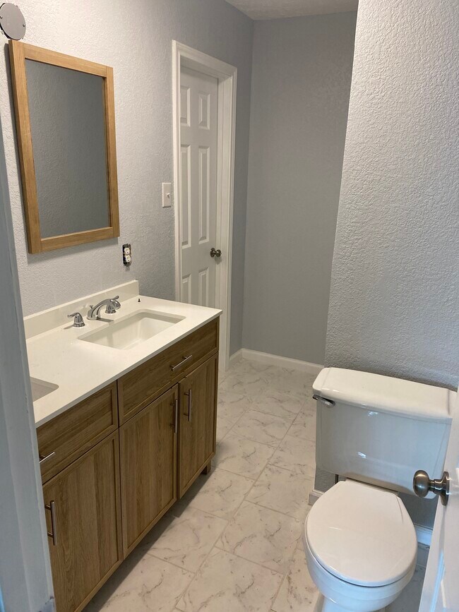 Foto del edificio - 8303 Coastway Ln