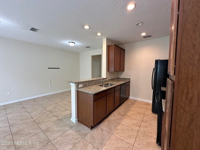 Building Photo - 111 Moultrie Village Ln