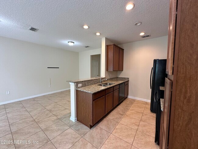 Foto del edificio - 111 Moultrie Village Ln